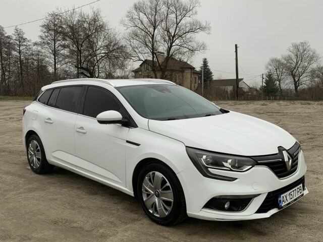 Белый Рено Меган, объемом двигателя 1.5 л и пробегом 289 тыс. км за 11200 $, фото 3 на Automoto.ua