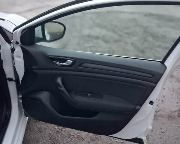 Білий Рено Меган, об'ємом двигуна 1.5 л та пробігом 176 тис. км за 10700 $, фото 15 на Automoto.ua