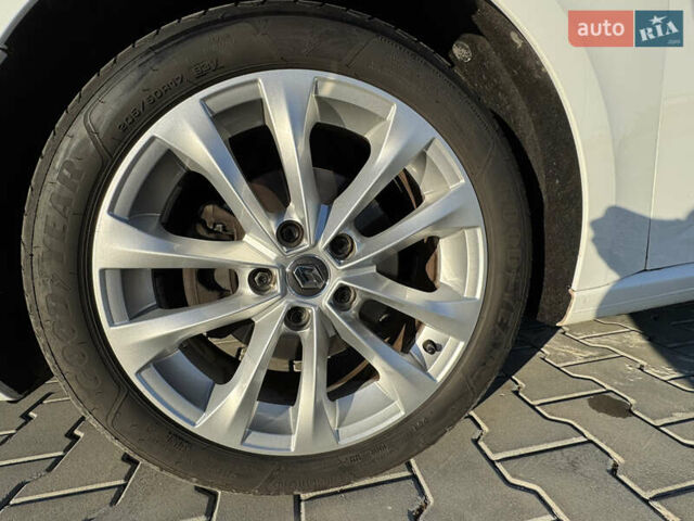 Білий Рено Меган, об'ємом двигуна 1.46 л та пробігом 185 тис. км за 15600 $, фото 14 на Automoto.ua