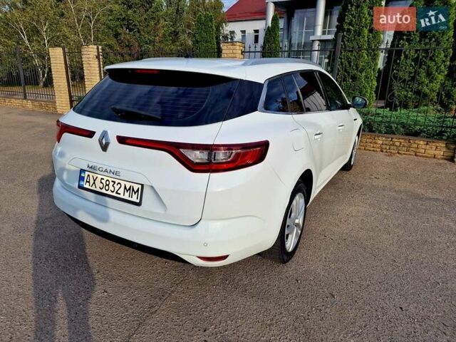 Рено Меган 2017 в Днепре (Днепропетровске) на Automoto.ua Белый Рено Меган, объемом двигателя 1.5 л и пробегом 232 тыс. км за 11200 $, фото 8 на Automoto.ua