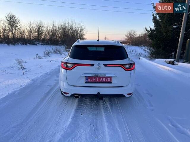 Белый Рено Меган, объемом двигателя 1.5 л и пробегом 208 тыс. км за 13900 $, фото 5 на Automoto.ua