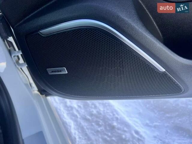 Белый Рено Меган, объемом двигателя 1.5 л и пробегом 208 тыс. км за 13900 $, фото 13 на Automoto.ua