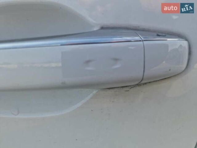 Белый Рено Меган, объемом двигателя 1.5 л и пробегом 218 тыс. км за 14900 $, фото 18 на Automoto.ua