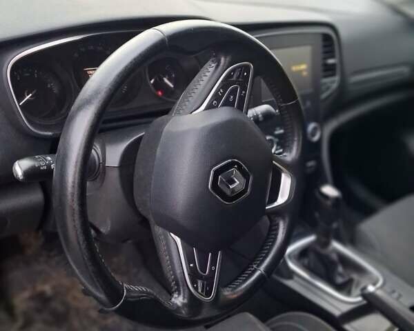 Білий Рено Меган, об'ємом двигуна 1.5 л та пробігом 176 тис. км за 10700 $, фото 6 на Automoto.ua