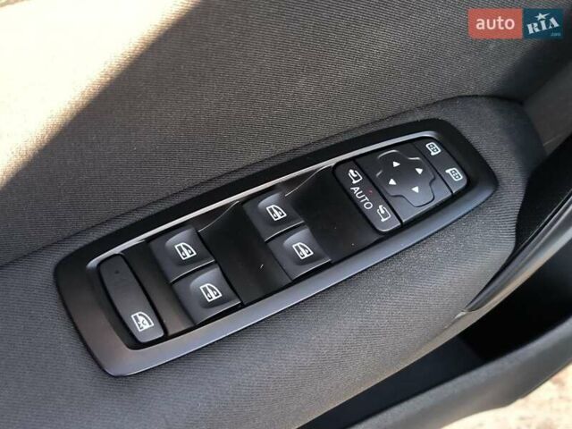 Белый Рено Меган, объемом двигателя 1.46 л и пробегом 211 тыс. км за 12490 $, фото 23 на Automoto.ua