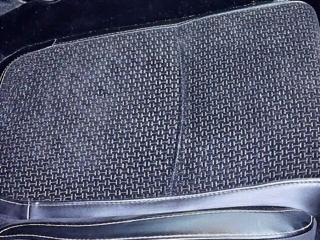 Белый Рено Меган, объемом двигателя 1.5 л и пробегом 175 тыс. км за 10300 $, фото 6 на Automoto.ua