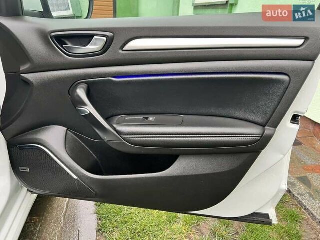 Белый Рено Меган, объемом двигателя 1.5 л и пробегом 208 тыс. км за 14300 $, фото 23 на Automoto.ua