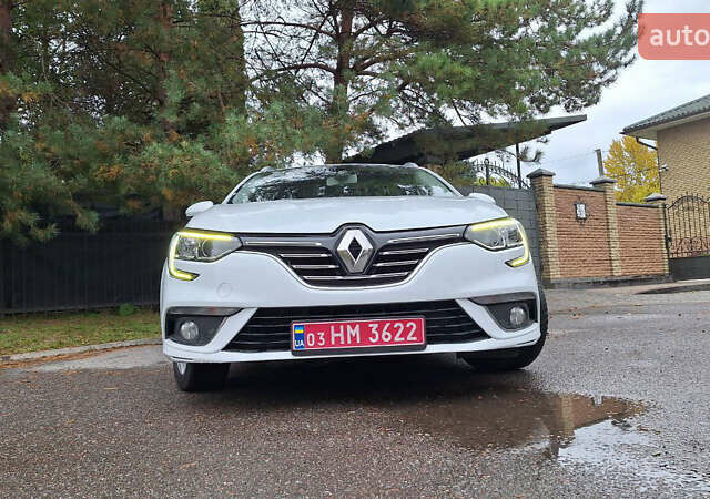 Белый Рено Меган, объемом двигателя 1.5 л и пробегом 150 тыс. км за 14290 $, фото 6 на Automoto.ua