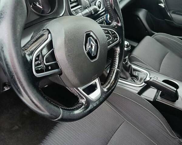 Білий Рено Меган, об'ємом двигуна 1.5 л та пробігом 242 тис. км за 11300 $, фото 31 на Automoto.ua