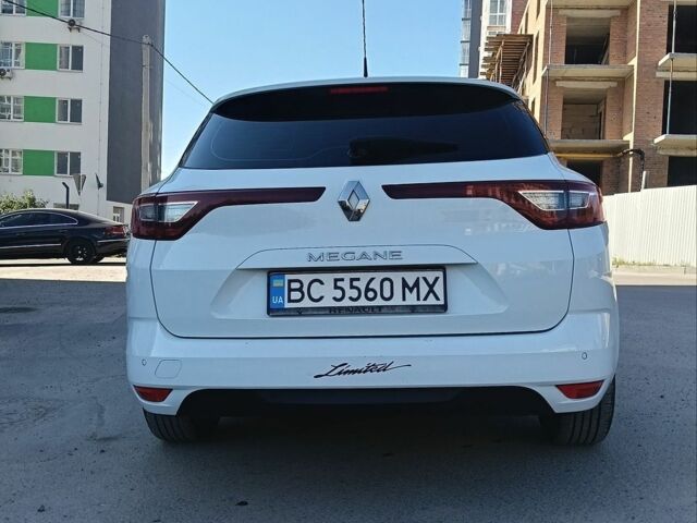 Белый Рено Меган, объемом двигателя 1.46 л и пробегом 246 тыс. км за 10999 $, фото 6 на Automoto.ua