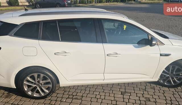 Белый Рено Меган, объемом двигателя 1.5 л и пробегом 218 тыс. км за 14900 $, фото 4 на Automoto.ua