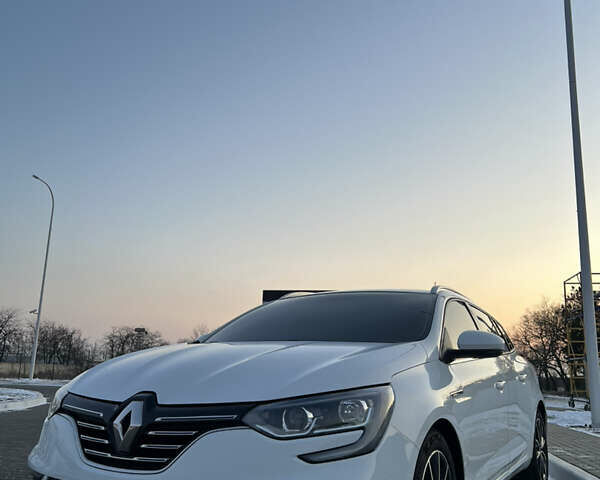Білий Рено Меган, об'ємом двигуна 1.46 л та пробігом 278 тис. км за 12900 $, фото 1 на Automoto.ua