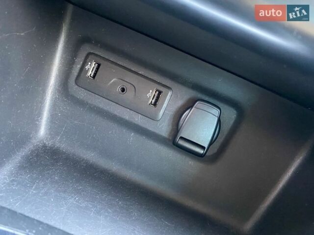 Білий Рено Меган, об'ємом двигуна 1.5 л та пробігом 297 тис. км за 9999 $, фото 18 на Automoto.ua