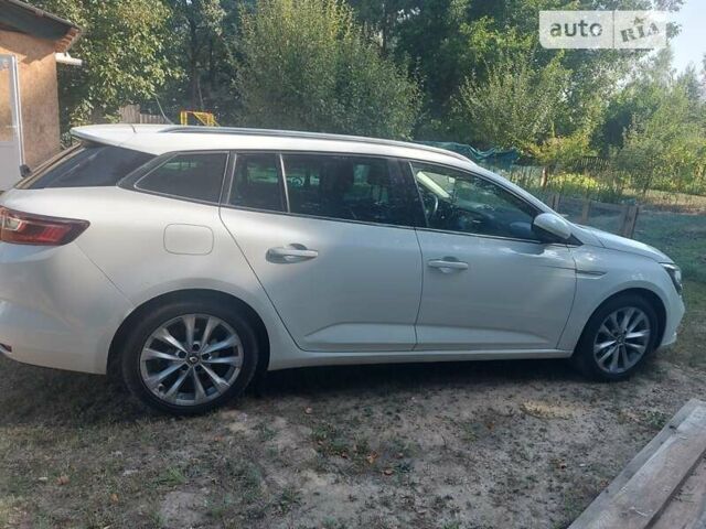Белый Рено Меган, объемом двигателя 1.46 л и пробегом 147 тыс. км за 13500 $, фото 6 на Automoto.ua