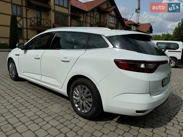 Белый Рено Меган, объемом двигателя 1.5 л и пробегом 210 тыс. км за 12000 $, фото 4 на Automoto.ua