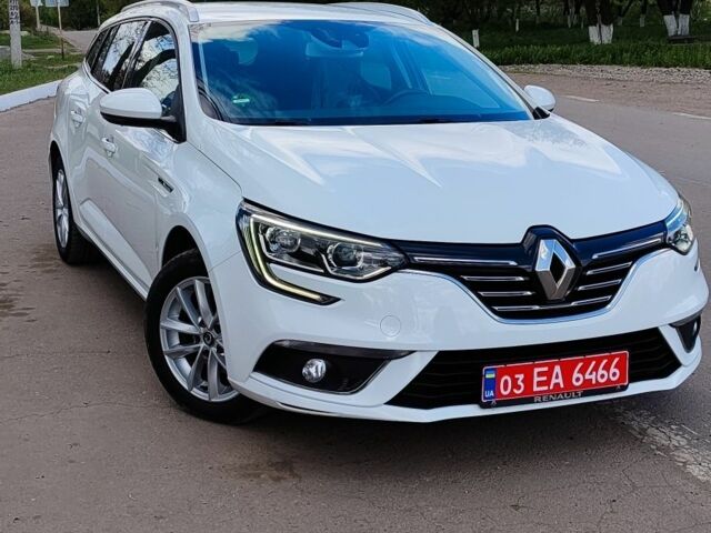 Белый Рено Меган, объемом двигателя 0 л и пробегом 248 тыс. км за 13100 $, фото 3 на Automoto.ua
