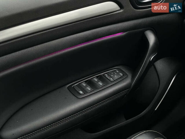 Білий Рено Меган, об'ємом двигуна 1.6 л та пробігом 221 тис. км за 11300 $, фото 19 на Automoto.ua