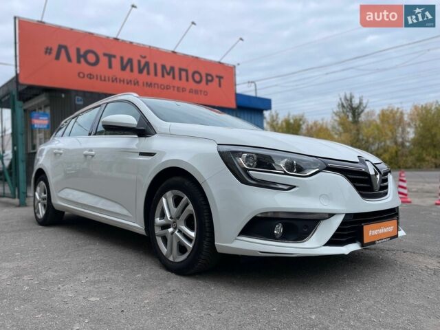 Білий Рено Меган, об'ємом двигуна 1.46 л та пробігом 196 тис. км за 11000 $, фото 67 на Automoto.ua