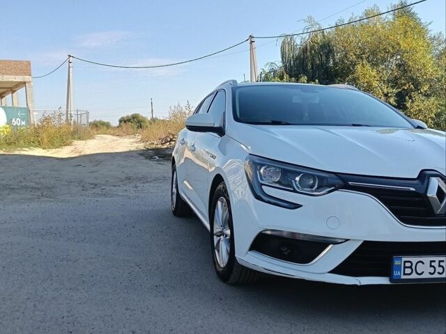 Белый Рено Меган, объемом двигателя 1.46 л и пробегом 246 тыс. км за 10999 $, фото 7 на Automoto.ua
