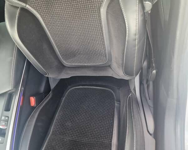 Белый Рено Меган, объемом двигателя 1.5 л и пробегом 218 тыс. км за 14900 $, фото 29 на Automoto.ua