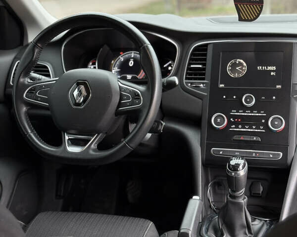 Білий Рено Меган, об'ємом двигуна 1.5 л та пробігом 125 тис. км за 14200 $, фото 18 на Automoto.ua