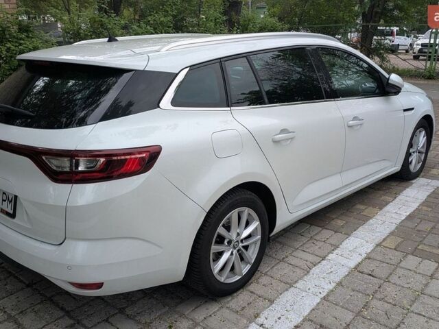 Білий Рено Меган, об'ємом двигуна 1.5 л та пробігом 210 тис. км за 13000 $, фото 2 на Automoto.ua