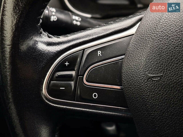 Білий Рено Меган, об'ємом двигуна 1.5 л та пробігом 236 тис. км за 12590 $, фото 25 на Automoto.ua