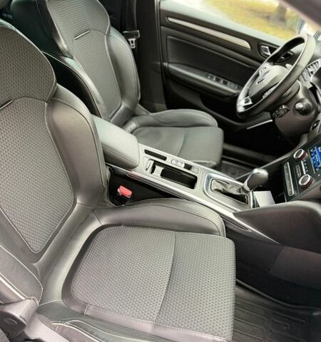 Белый Рено Меган, объемом двигателя 1.46 л и пробегом 290 тыс. км за 12300 $, фото 44 на Automoto.ua