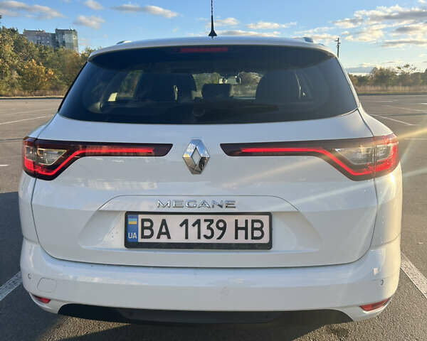 Білий Рено Меган, об'ємом двигуна 1.46 л та пробігом 228 тис. км за 11000 $, фото 13 на Automoto.ua