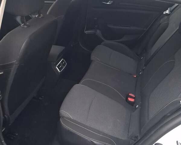 Білий Рено Меган, об'ємом двигуна 1.5 л та пробігом 176 тис. км за 10700 $, фото 11 на Automoto.ua