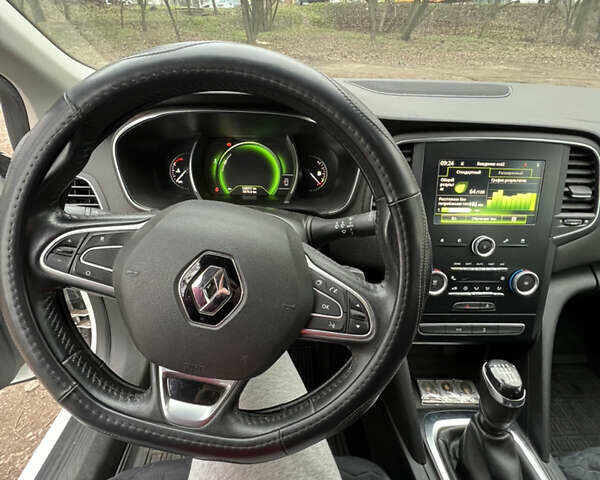 Білий Рено Меган, об'ємом двигуна 1.46 л та пробігом 168 тис. км за 11599 $, фото 9 на Automoto.ua