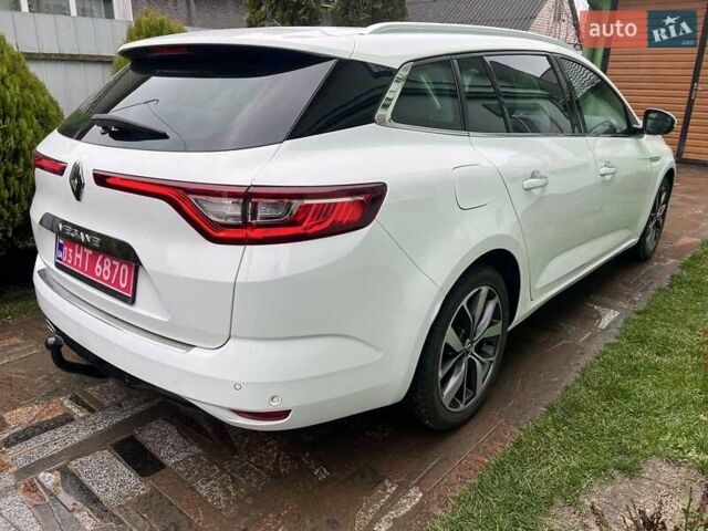 Белый Рено Меган, объемом двигателя 1.5 л и пробегом 208 тыс. км за 14300 $, фото 3 на Automoto.ua