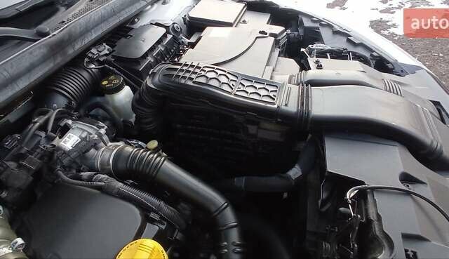 Белый Рено Меган, объемом двигателя 1.5 л и пробегом 202 тыс. км за 11700 $, фото 18 на Automoto.ua