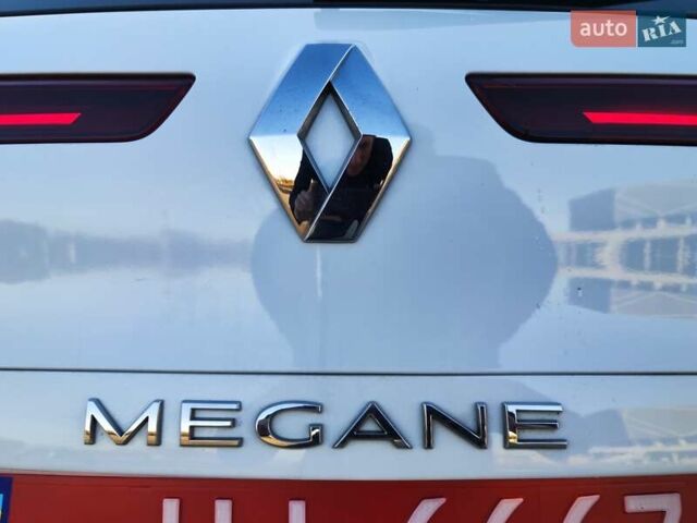 Белый Рено Меган, объемом двигателя 1.46 л и пробегом 200 тыс. км за 11999 $, фото 22 на Automoto.ua