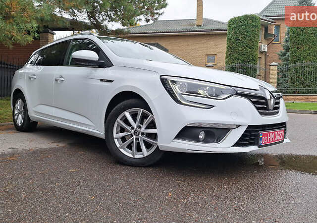 Белый Рено Меган, объемом двигателя 1.5 л и пробегом 150 тыс. км за 14290 $, фото 2 на Automoto.ua