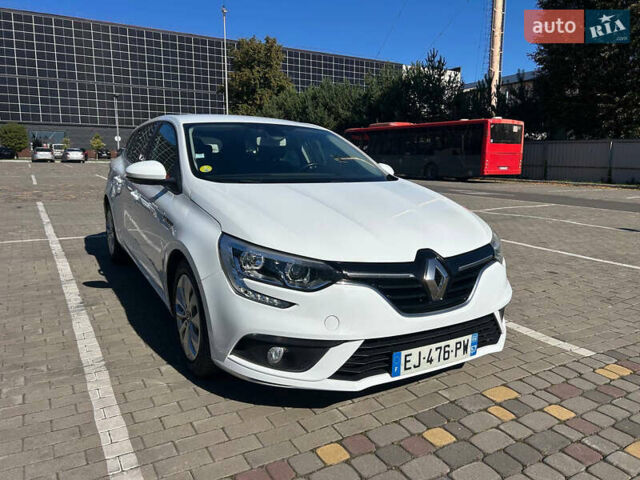 Белый Рено Меган, объемом двигателя 1.46 л и пробегом 217 тыс. км за 11750 $, фото 18 на Automoto.ua