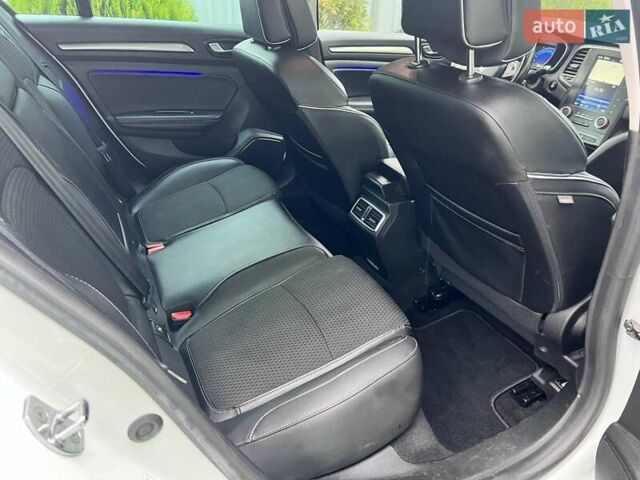 Белый Рено Меган, объемом двигателя 1.5 л и пробегом 208 тыс. км за 14300 $, фото 21 на Automoto.ua