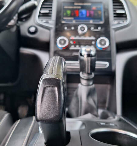 Білий Рено Меган, об'ємом двигуна 1.5 л та пробігом 150 тис. км за 13990 $, фото 106 на Automoto.ua