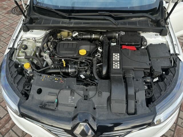 Белый Рено Меган, объемом двигателя 1.6 л и пробегом 195 тыс. км за 11800 $, фото 18 на Automoto.ua