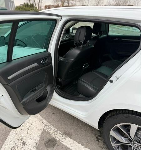 Белый Рено Меган, объемом двигателя 1.46 л и пробегом 290 тыс. км за 12300 $, фото 47 на Automoto.ua