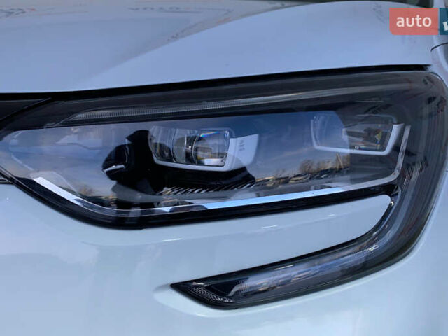 Білий Рено Меган, об'ємом двигуна 1.46 л та пробігом 91 тис. км за 16750 $, фото 40 на Automoto.ua