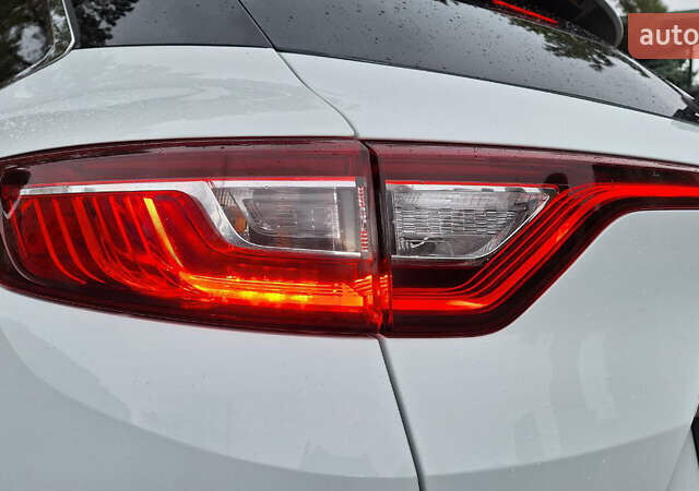 Белый Рено Меган, объемом двигателя 1.5 л и пробегом 150 тыс. км за 14300 $, фото 36 на Automoto.ua