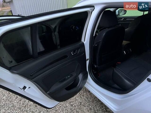 Белый Рено Меган, объемом двигателя 1.46 л и пробегом 231 тыс. км за 11100 $, фото 21 на Automoto.ua