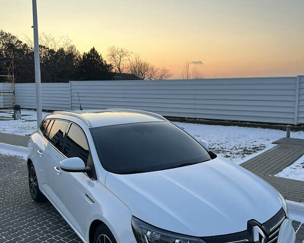 Білий Рено Меган, об'ємом двигуна 1.46 л та пробігом 278 тис. км за 12900 $, фото 3 на Automoto.ua