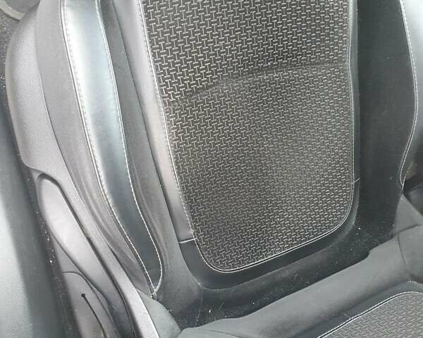 Білий Рено Меган, об'ємом двигуна 1.46 л та пробігом 175 тис. км за 12000 $, фото 9 на Automoto.ua