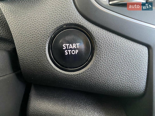 Білий Рено Меган, об'ємом двигуна 1.46 л та пробігом 91 тис. км за 16750 $, фото 21 на Automoto.ua