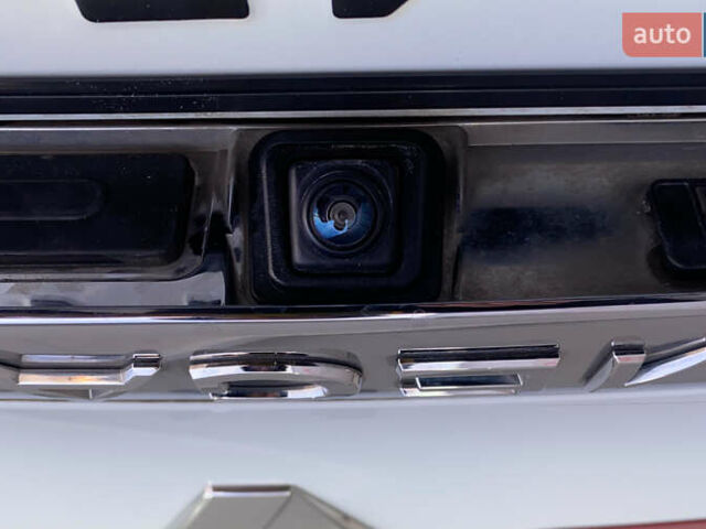 Білий Рено Меган, об'ємом двигуна 1.46 л та пробігом 91 тис. км за 16750 $, фото 27 на Automoto.ua