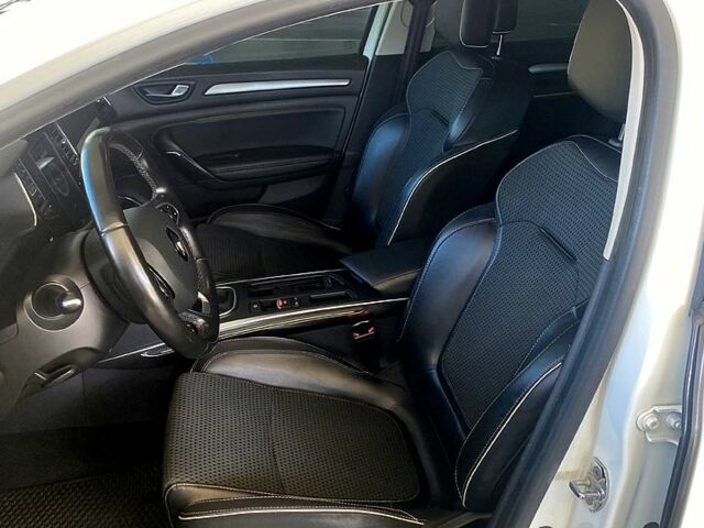 Білий Рено Меган, об'ємом двигуна 1.5 л та пробігом 270 тис. км за 13200 $, фото 3 на Automoto.ua