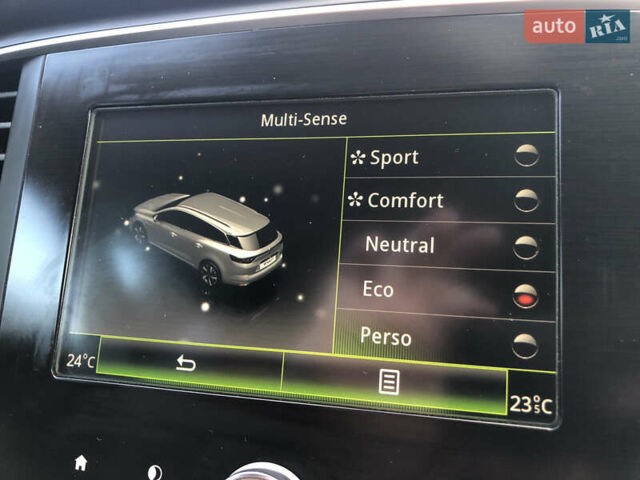 Білий Рено Меган, об'ємом двигуна 1.5 л та пробігом 150 тис. км за 13990 $, фото 129 на Automoto.ua