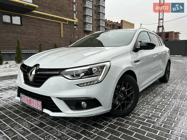 Белый Рено Меган, объемом двигателя 1.5 л и пробегом 209 тыс. км за 12800 $, фото 41 на Automoto.ua